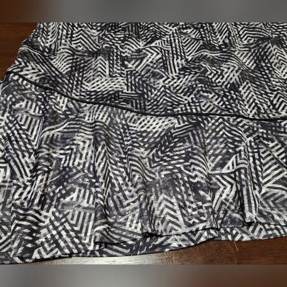 Made For Life Geometric Skort - Picture 3 of 7